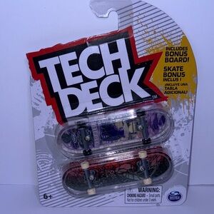 Tech Deck Mini Fingerboards Set - Black and Purple